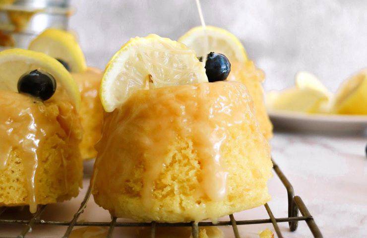 Mini fluffy lemon