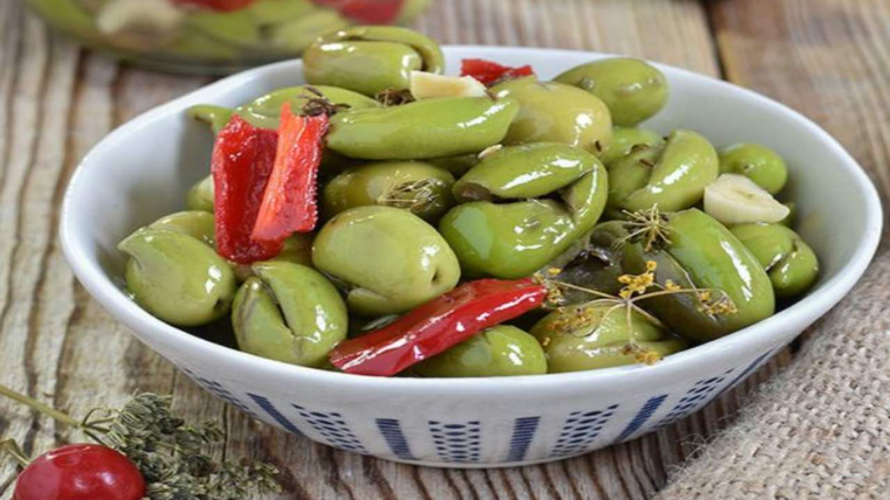 olive schiacciate sott'olio