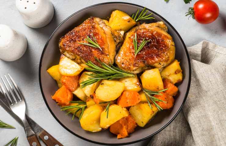 pollo e patate in padella ricetta