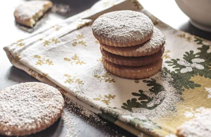 biscotti algerini senza glutine zucchero ricetta