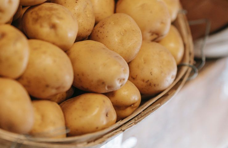 mangiare patate perdere peso 