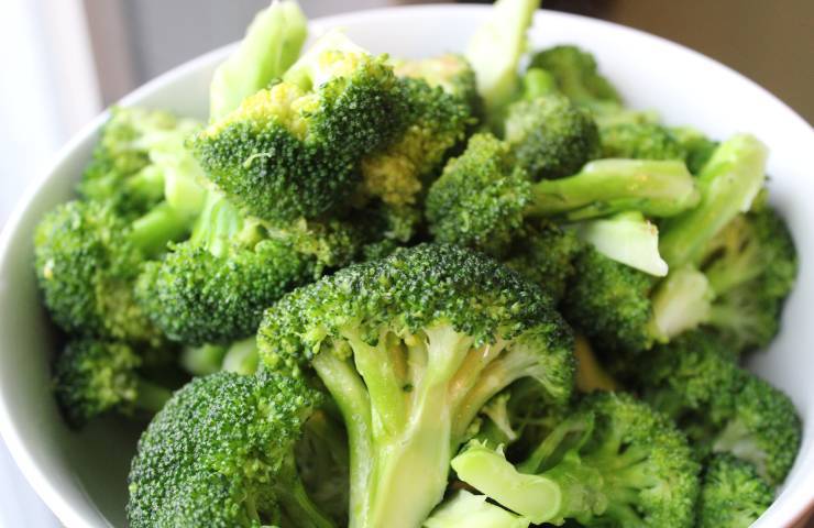 ricetta focaccia broccoli