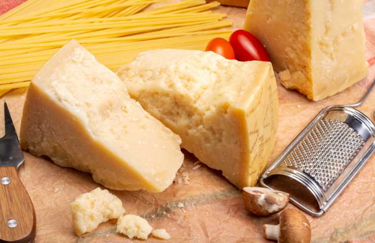 Del formaggio stagionato