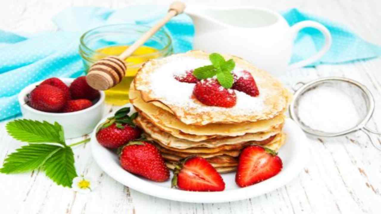 pancakes fragole ricetta