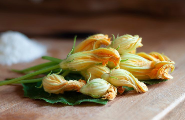 pasta fiori zucca ricetta