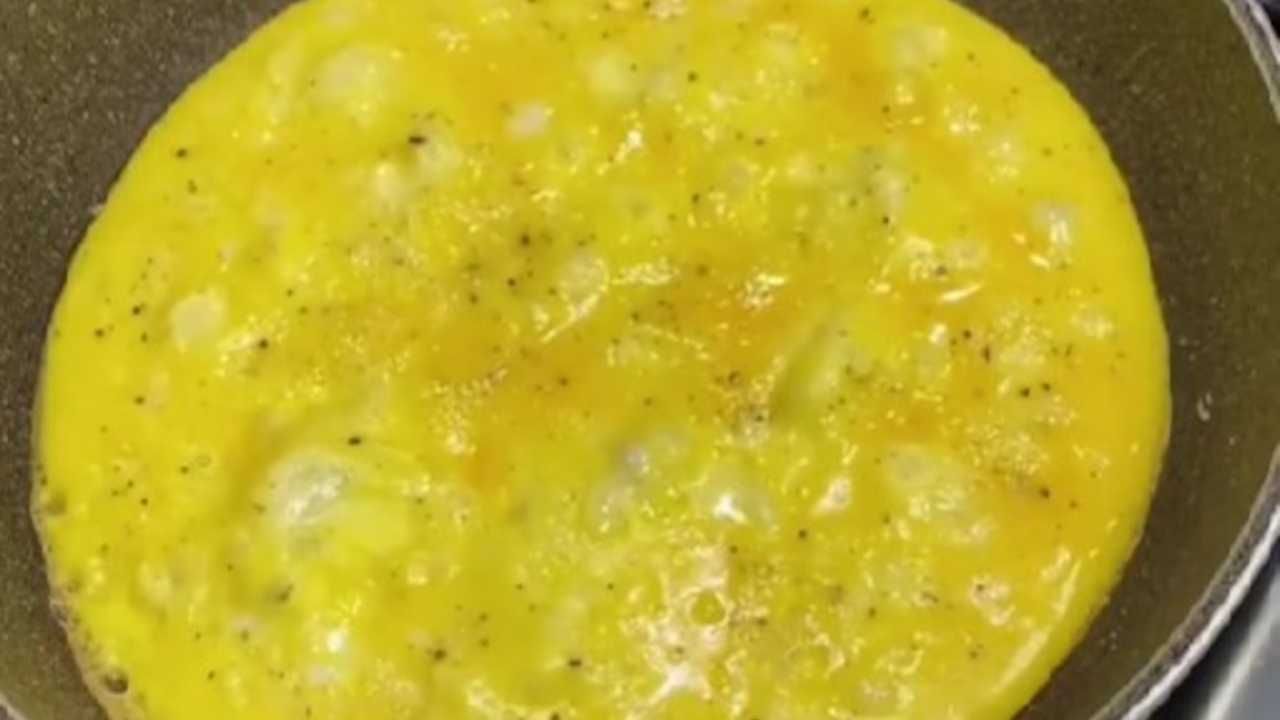 omelette formaggio ricetta semplice