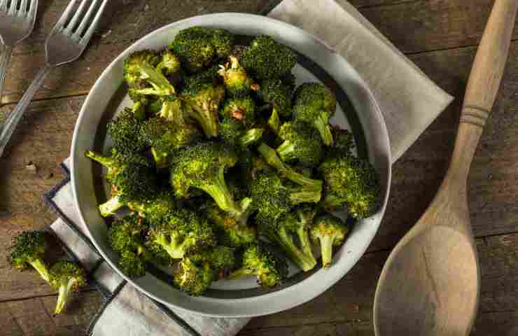ricetta broccoli al forno