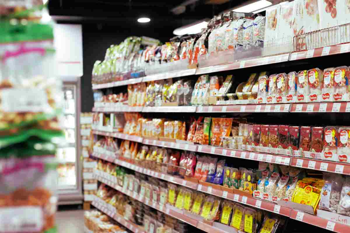 scaffale supermercato